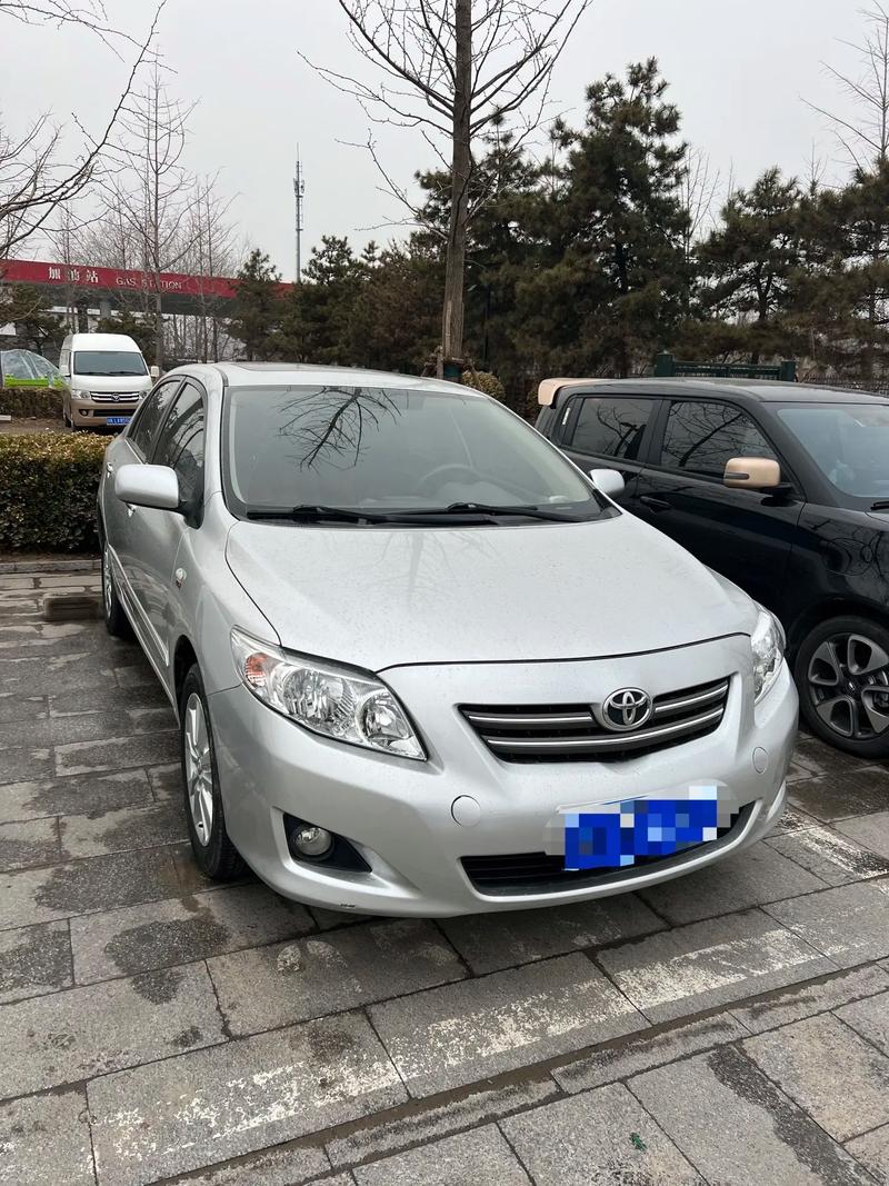 2008款丰田卡罗拉图片(08年款卡罗拉现在值多少钱)